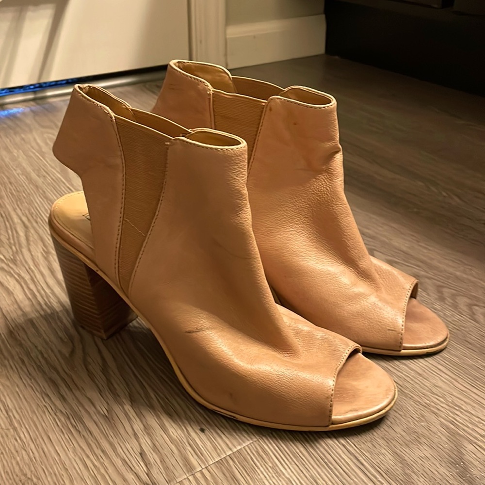 Steve Madden Booties (size 8.5)